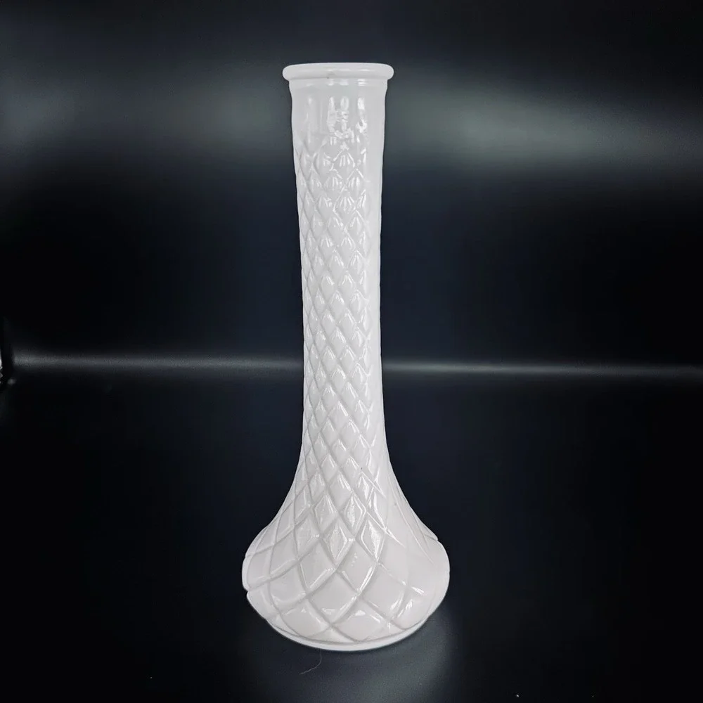 Vintage Hoosier Diamond Quilted White Milk Glass Flower‎ Bud Vase 9